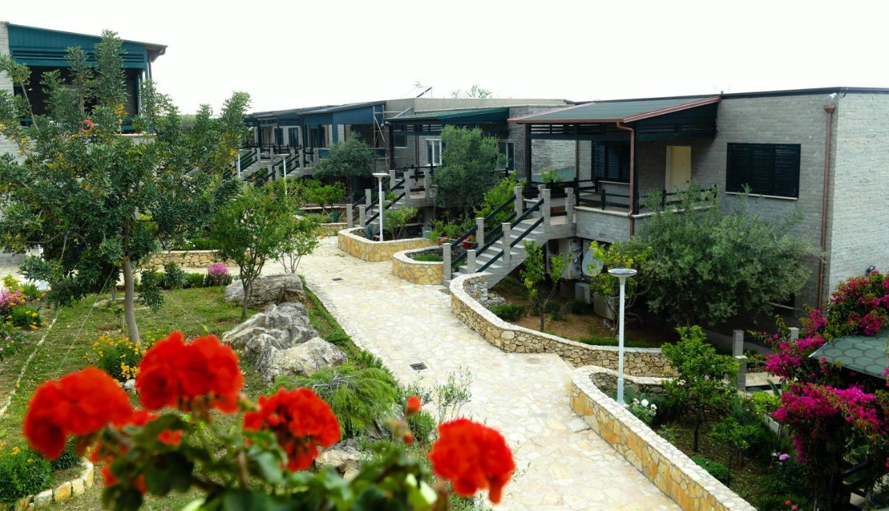 Vila Rina At Aquamarine Residence วญอเรอ ภายนอก รูปภาพ